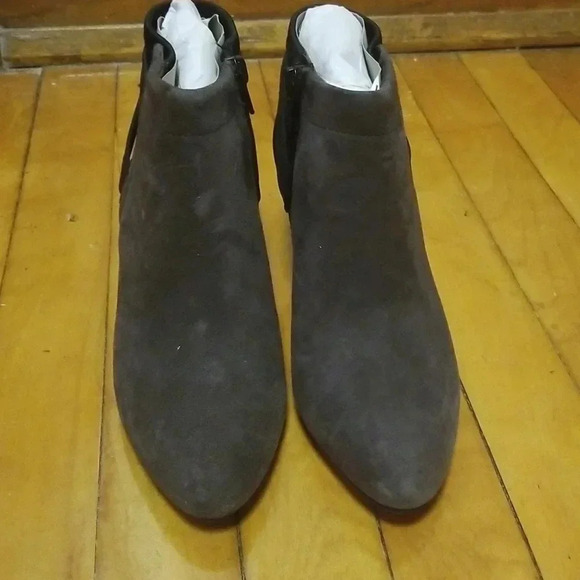 Alfani Step & Flex Vandela Booties Suede Pointed Toe Kitten Heel Boots - Picture 2 of 5